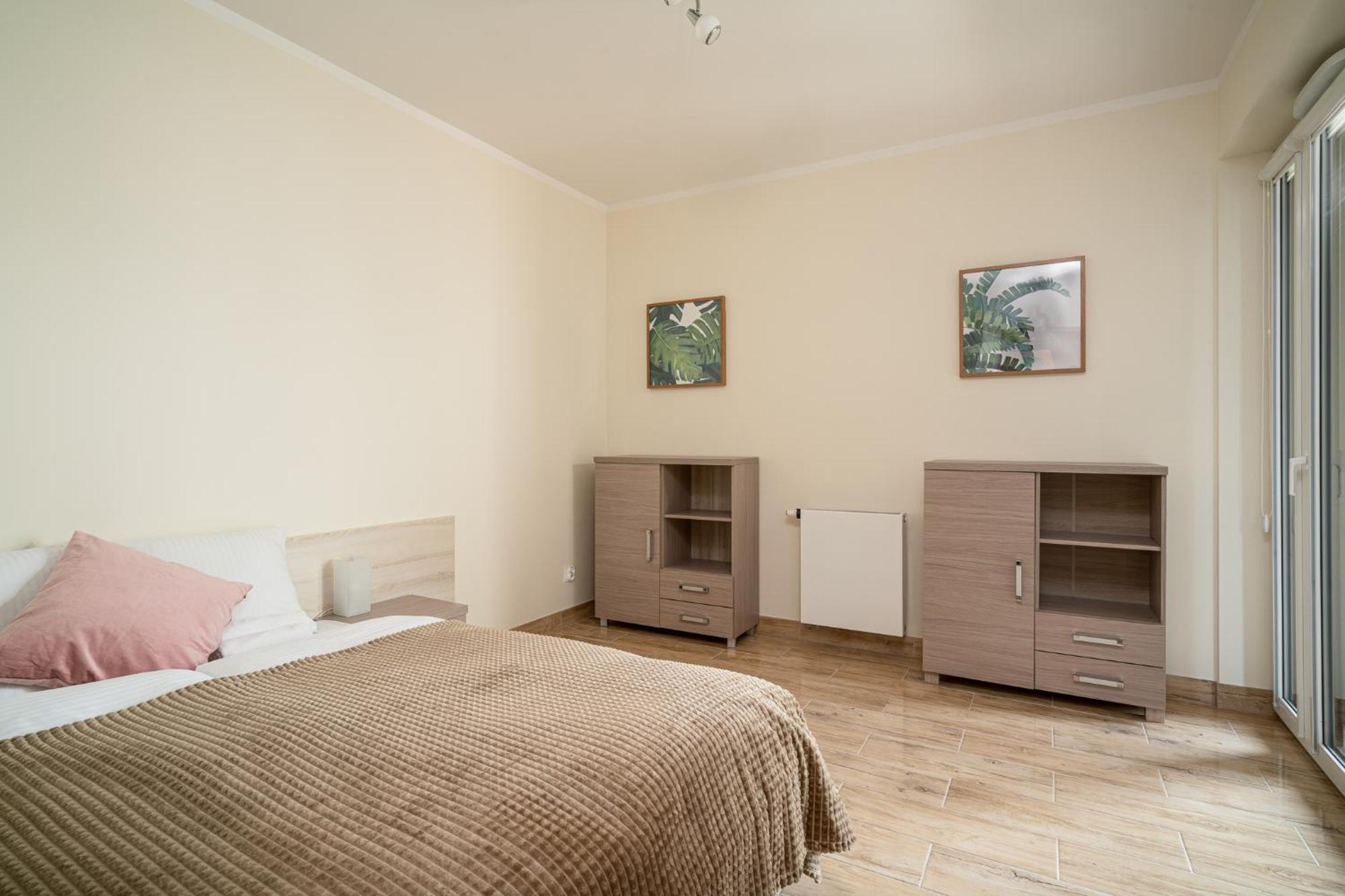 Rentplanet - Apartamenty Ksiecia Witolda Wrocław Exteriör bild